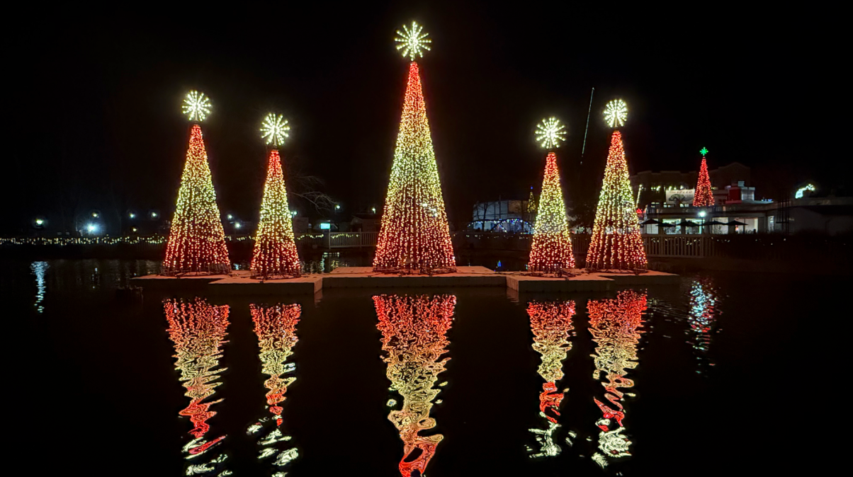 Christmas at Dollywood: A Magical Holiday Experience in the Smoky Mountains