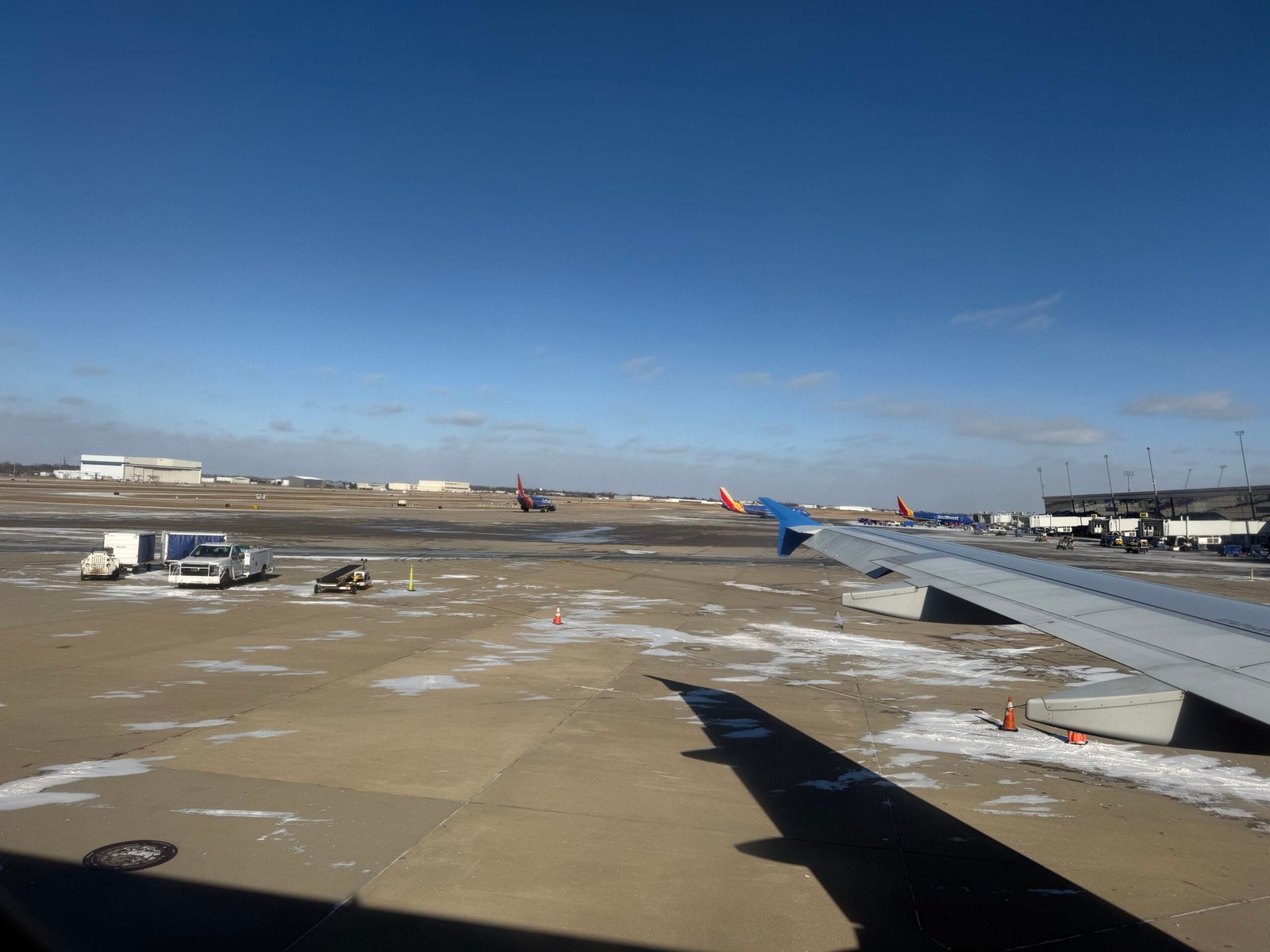 How to Prepare for a Domestic or International Flight: Complete Airport Travel Guide